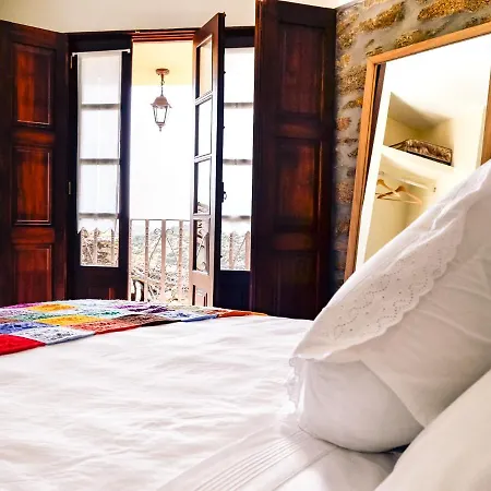 A Casa Alegre Апартаменты Миранда-ду-Дору